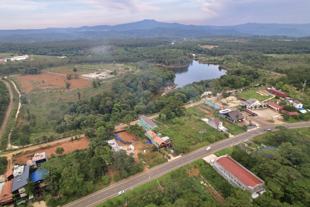 Bán 2 Lô Đất Liền Kề Mặt Tiền Nguyễn Đình Chiểu (Đối diện khu du lịch Hoàng Vũ) - Thị Trấn Măng Đen Bán 2 Lô Đất Liền Kề Mặt Tiền Nguyễn Đình Chiểu (Đối diện khu du lịch Hoàng Vũ) - Thị Trấn Măng Đen