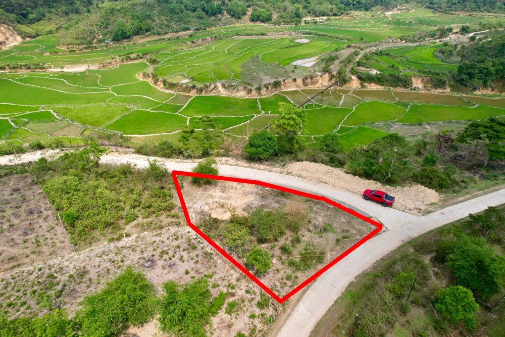 Bán Lô Góc 2 Măt Tiền Quy Hoạch Thổ Cư - Cách Trung Tâm Măng Đen 10km - Giá chỉ 450 triệu Bán Lô Góc 2 Măt Tiền Quy Hoạch Thổ Cư - Cách Trung Tâm Măng Đen 10km - Giá chỉ 450 triệu