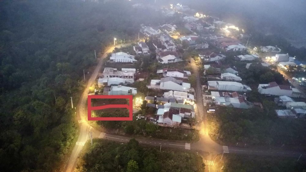 Cần Bán Gấp 2 Lô Đối Diện Rừng Nguyên SInh TT Măng Đen Cần Bán Gấp 2 Lô Đối Diện Rừng Nguyên SInh TT Măng Đen